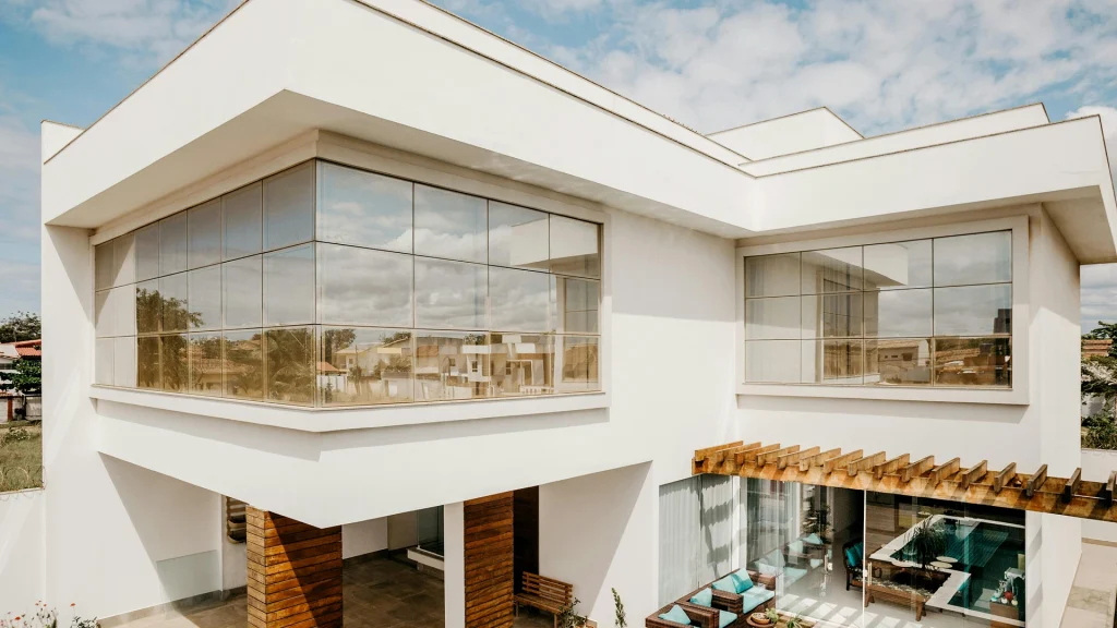 Virtue-Projects-why-sydney-eastern-suburbs-homeowners-are-investing-in-custom-luxury-homes-instead-of-buying-established-properties-Feature